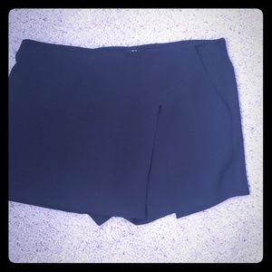 Black Skirt/short
